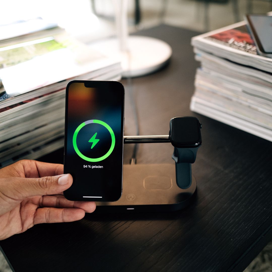 3-in-1 Wireless Charging Station for Phone, Watch & Earbuds – Fast Charge with Modern Design