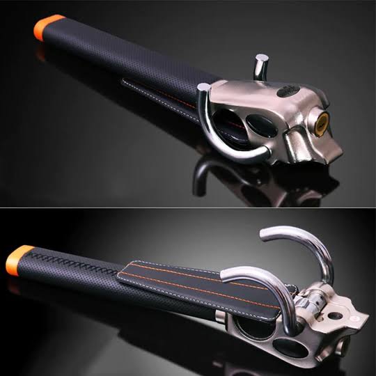 Adjustable Steering Wheel Lock with Triple Locking – Heavy-Duty Theft Protection
