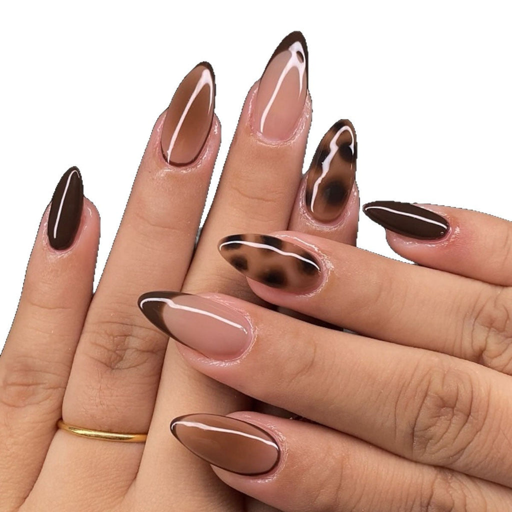 Almond-Shaped Press-On Nails