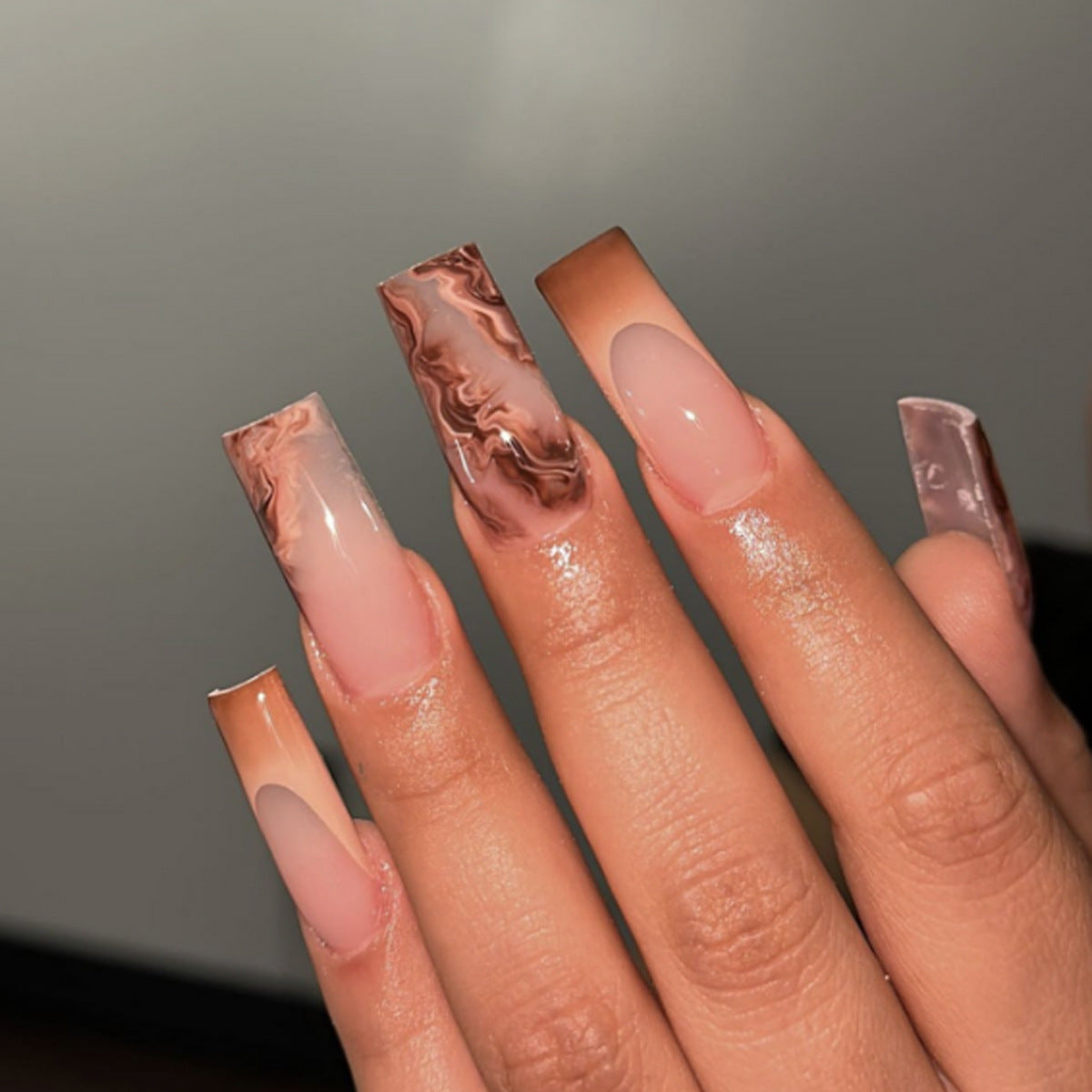 Artistic Elegant Gel Press-On Nails