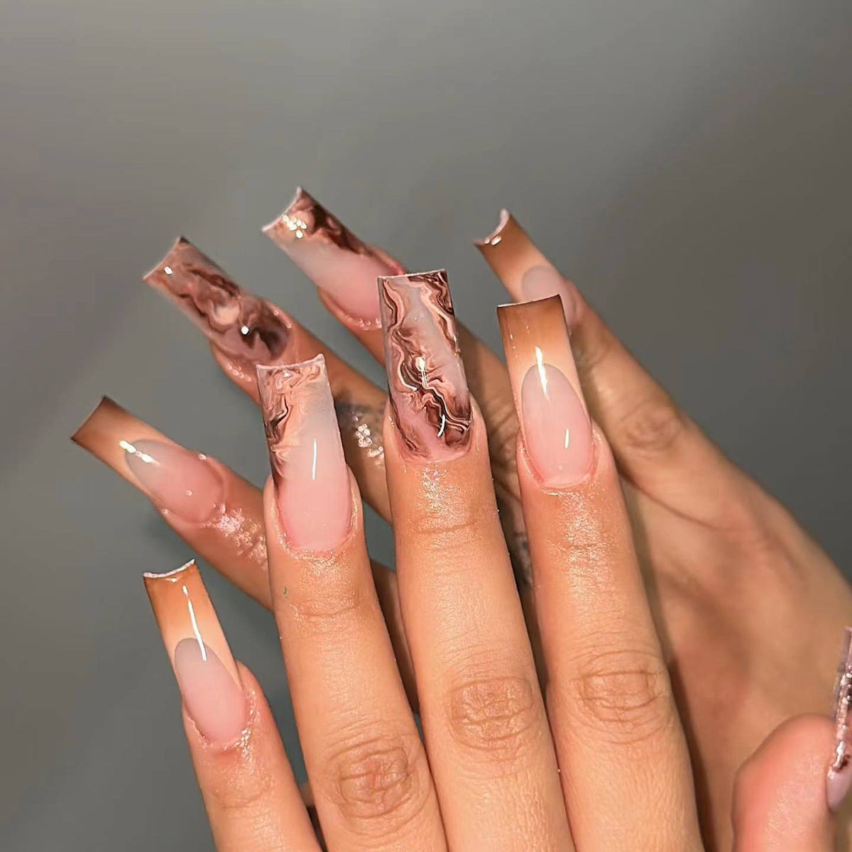 Artistic Elegant Gel Press-On Nails