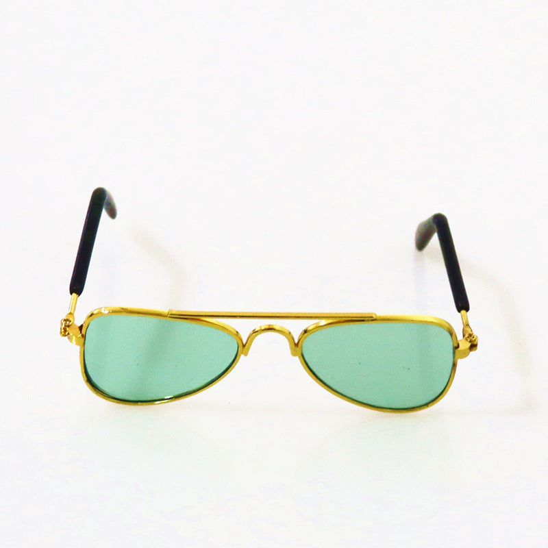 Aviator Style Sunglasses