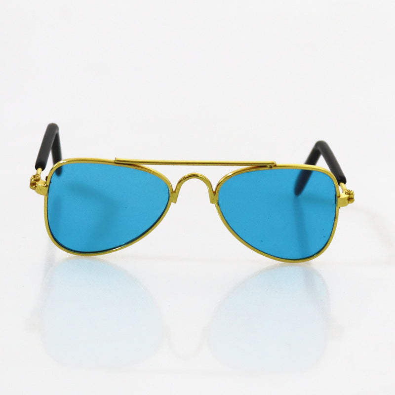 Aviator Style Sunglasses