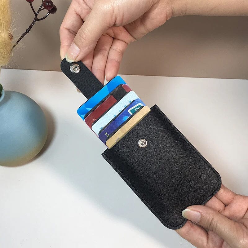 Card Holder - Keep All Your Cards at Your Fingertips