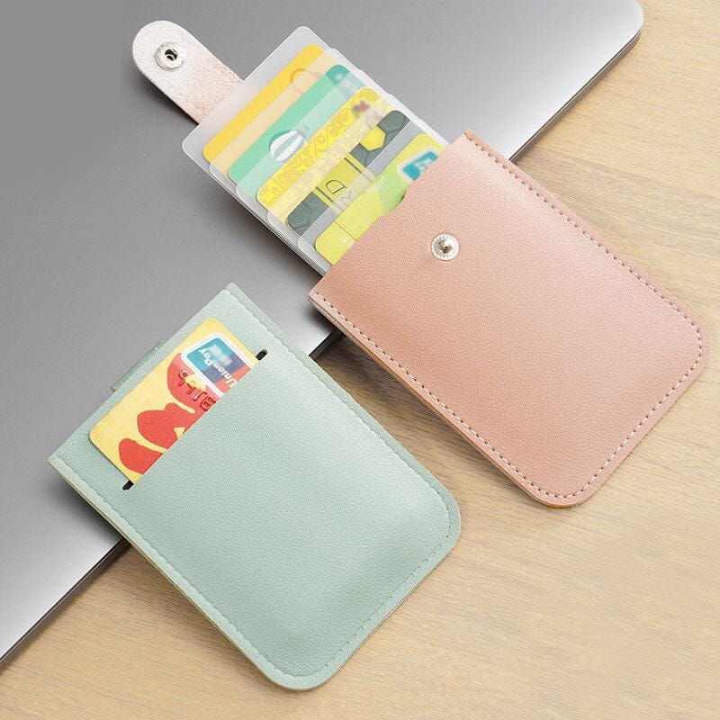 Card Holder - Keep All Your Cards at Your Fingertips