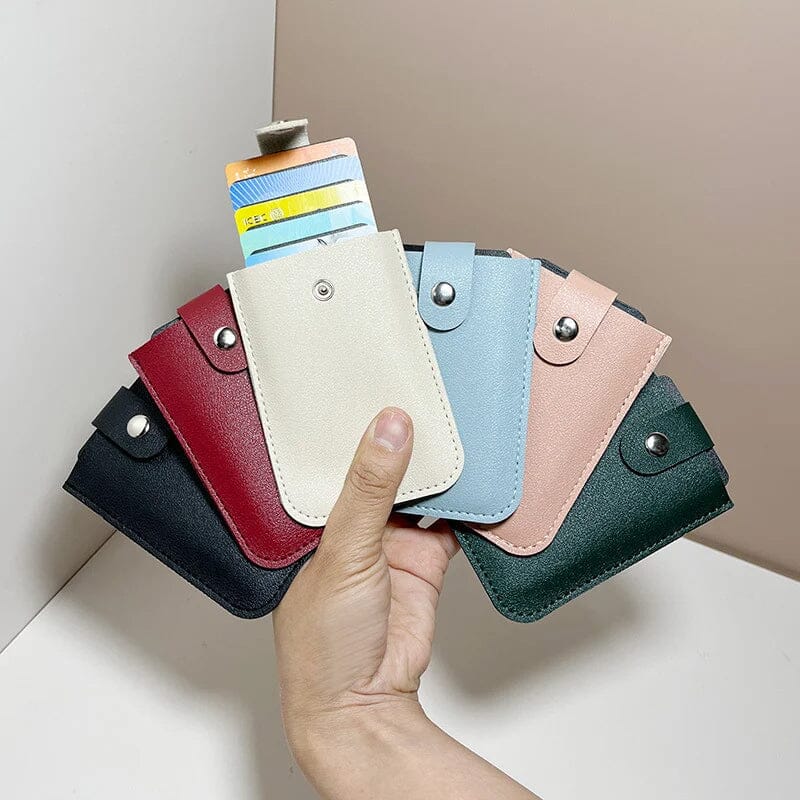 Card Holder - Keep All Your Cards at Your Fingertips