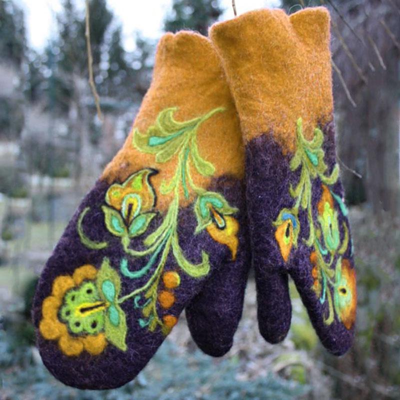 Christmas Flower Embroidered Hand Warmers