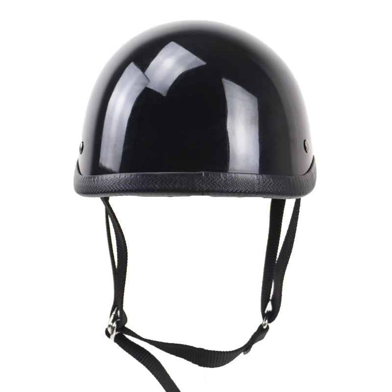 Classic minimalist motorcycle helmet
