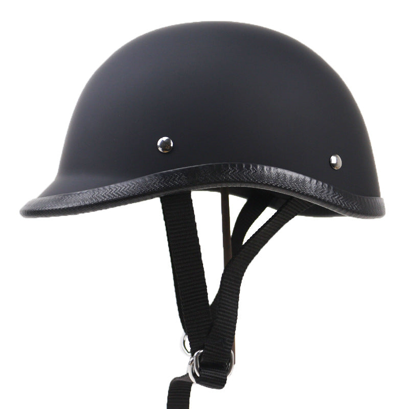 Classic minimalist motorcycle helmet