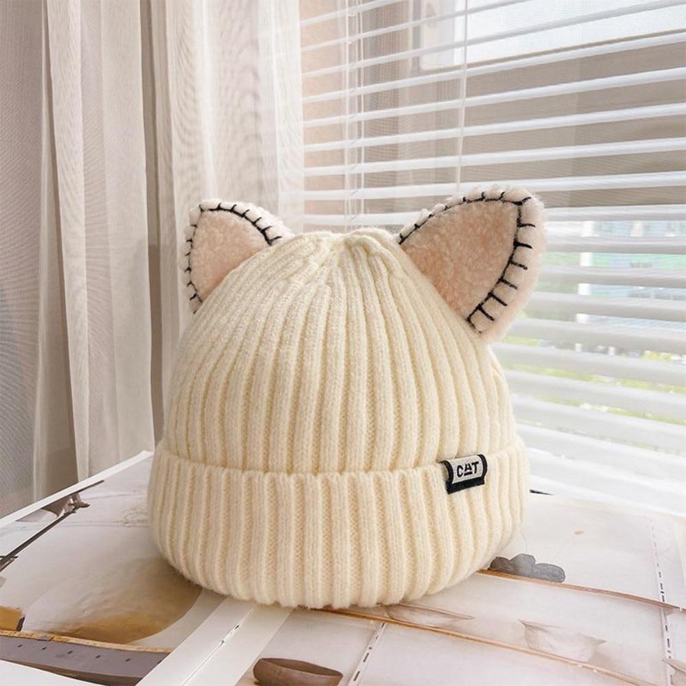 CozyCat Beanie – Trendy Winter Hat with Cat Ears