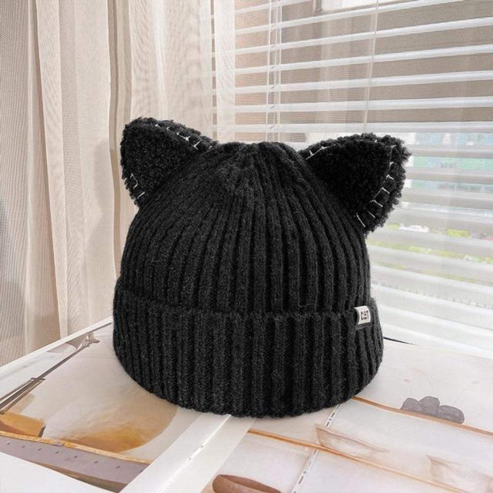 CozyCat Beanie – Trendy Winter Hat with Cat Ears
