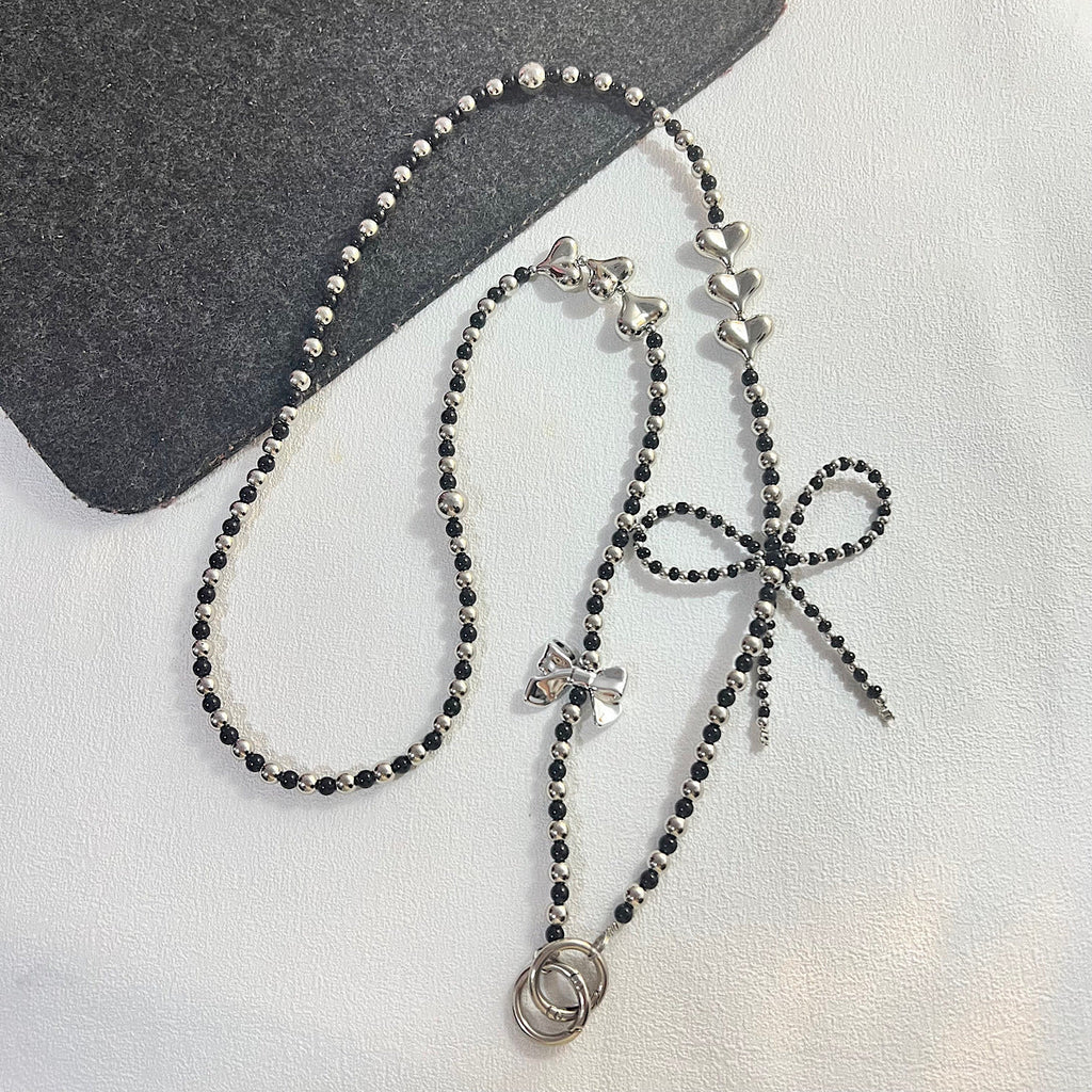 Elegant Pearl and Silver Necklace