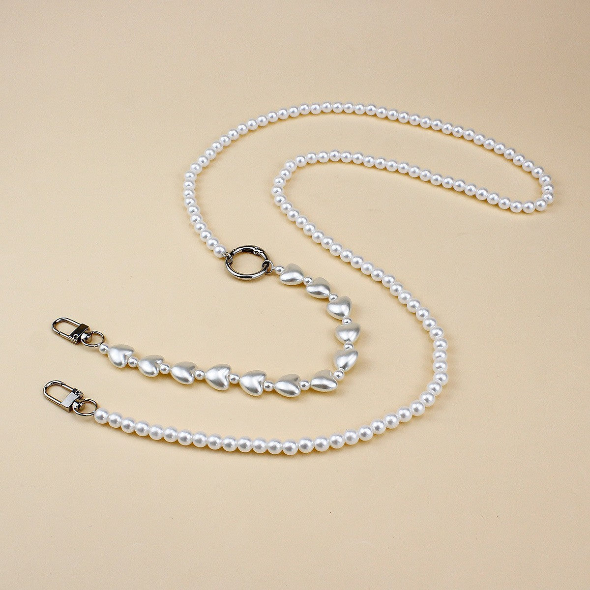 Elegant Pearl and Silver Necklace