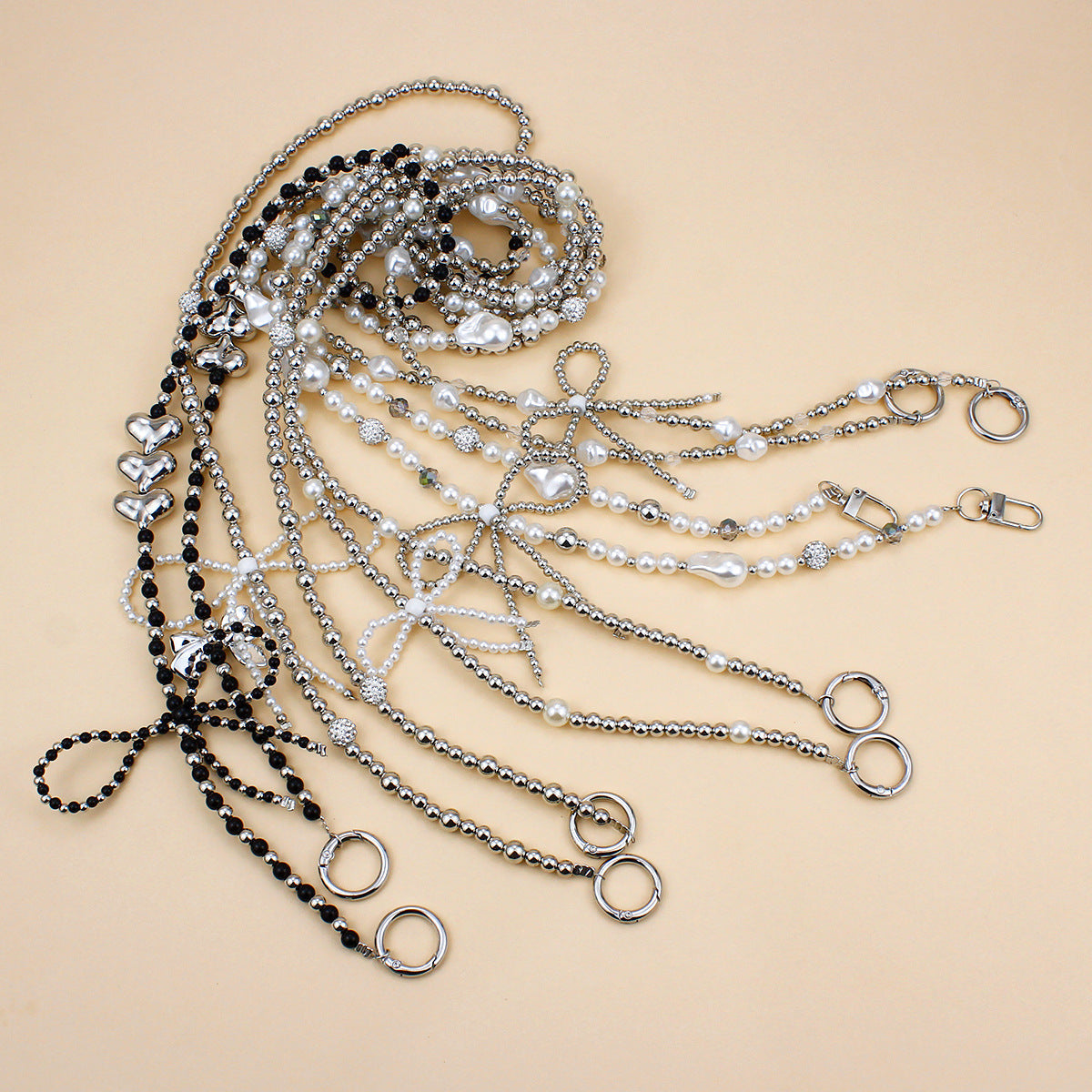 Elegant Pearl and Silver Necklace