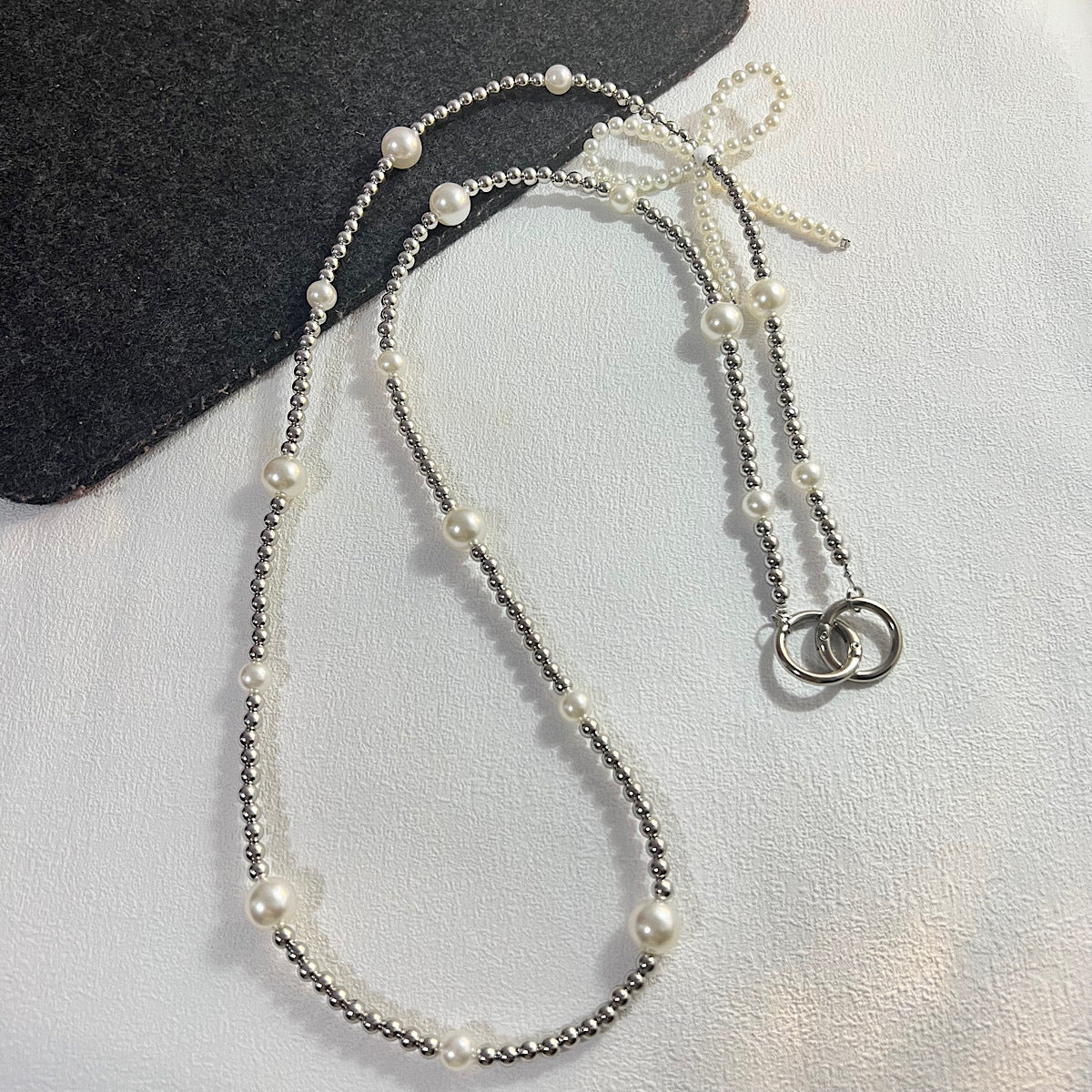Elegant Pearl and Silver Necklace