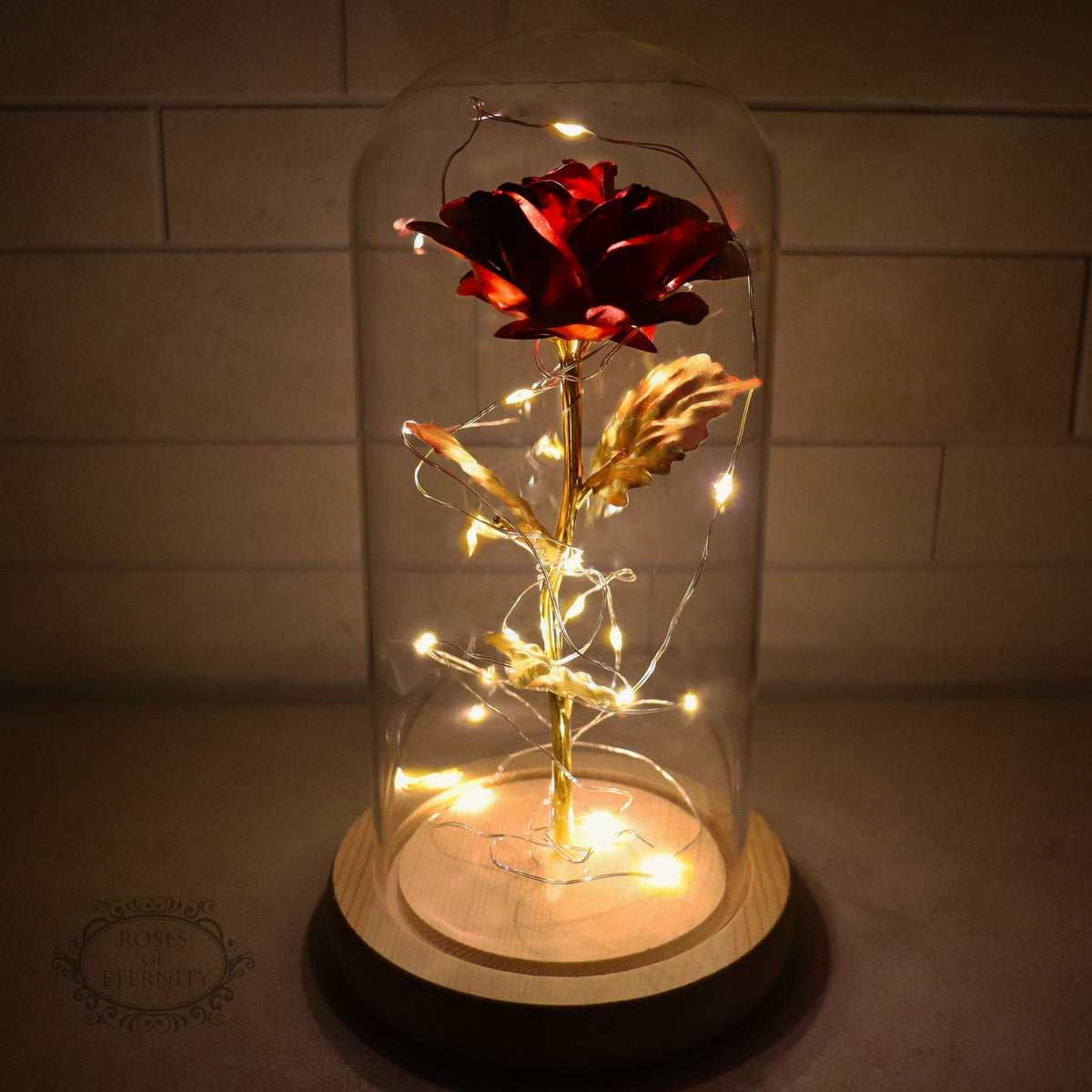 Eternal Rose – Gold Rose in Glass Dome with LED Light