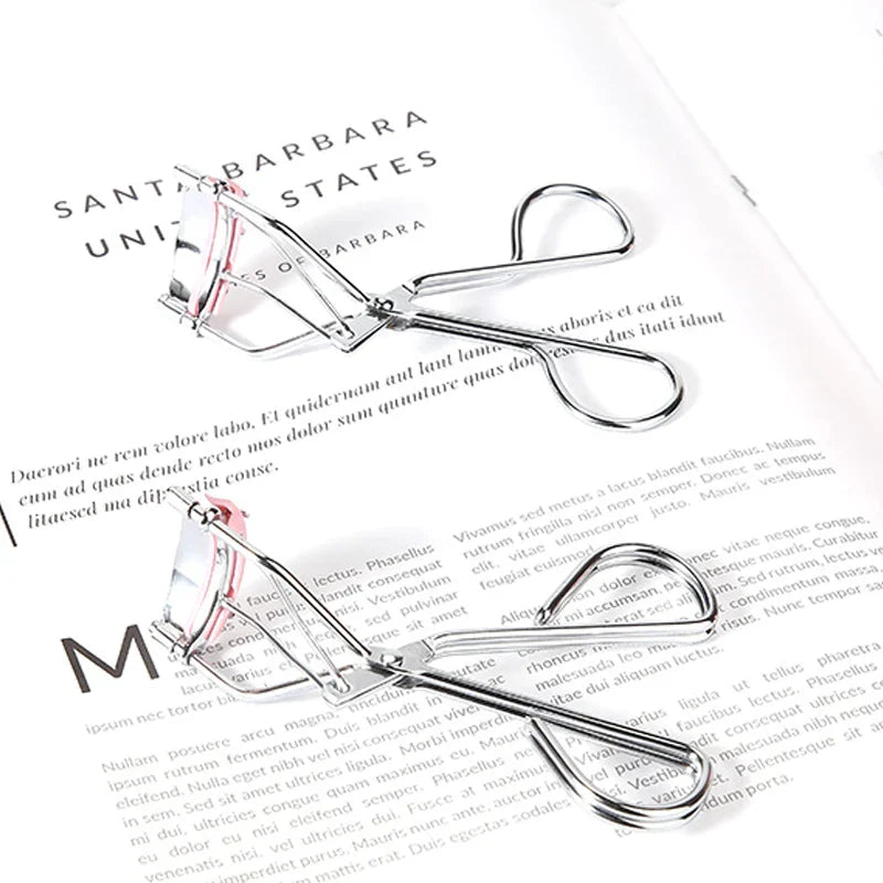 Eyelash Curler with Built-In Comb