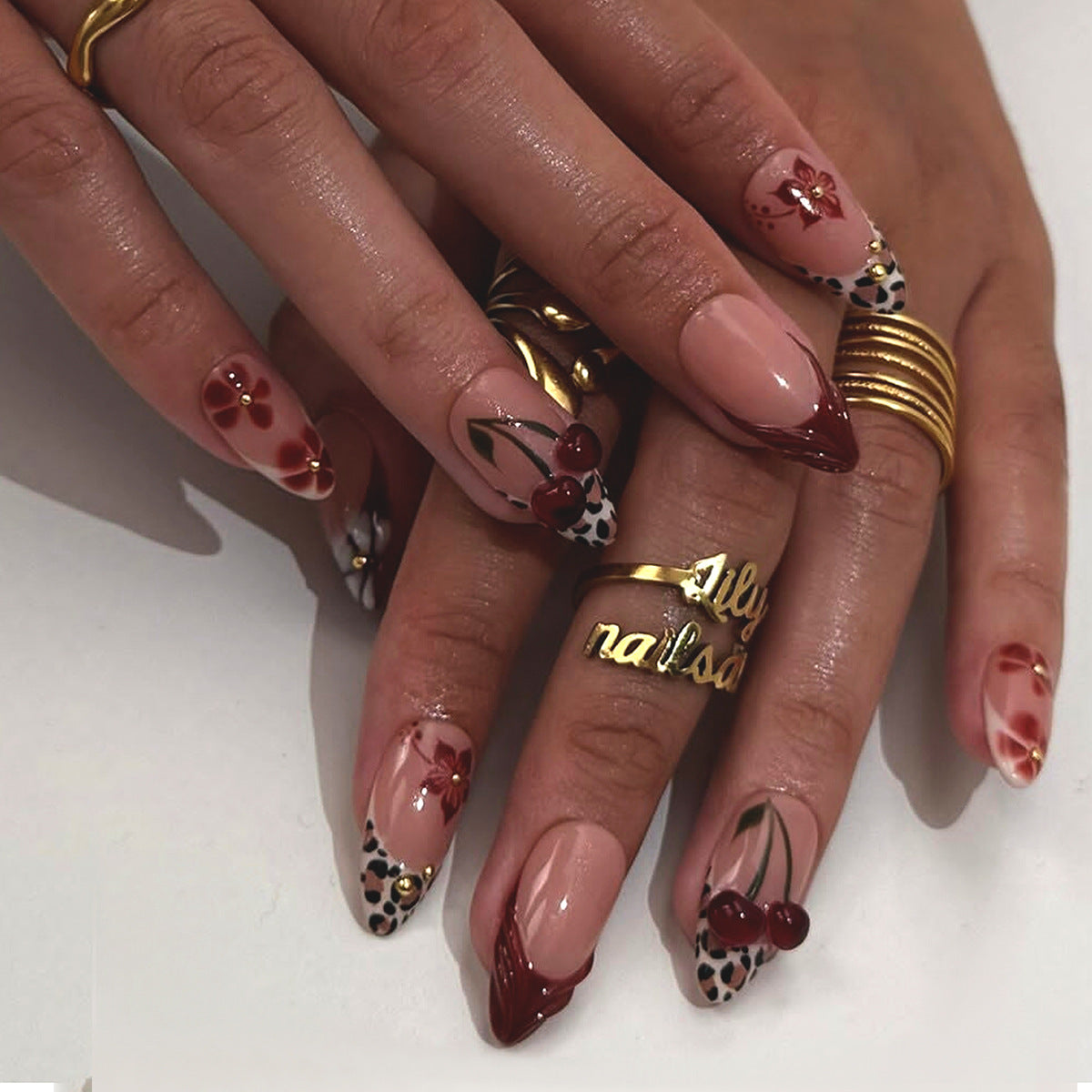 Floral & Animal Motif Press-On Nails