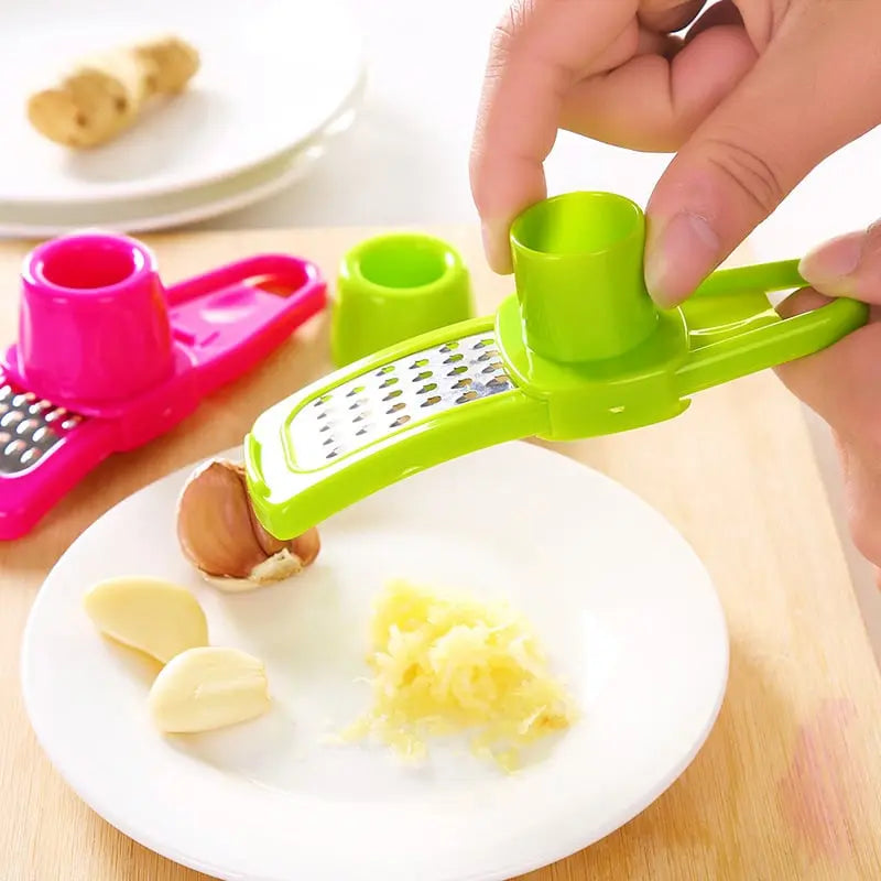 Garlic press – quick and clean chopping