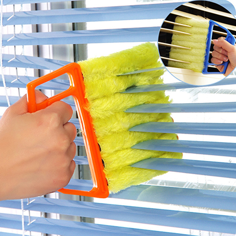 Handheld Duster for Blinds and Radiators