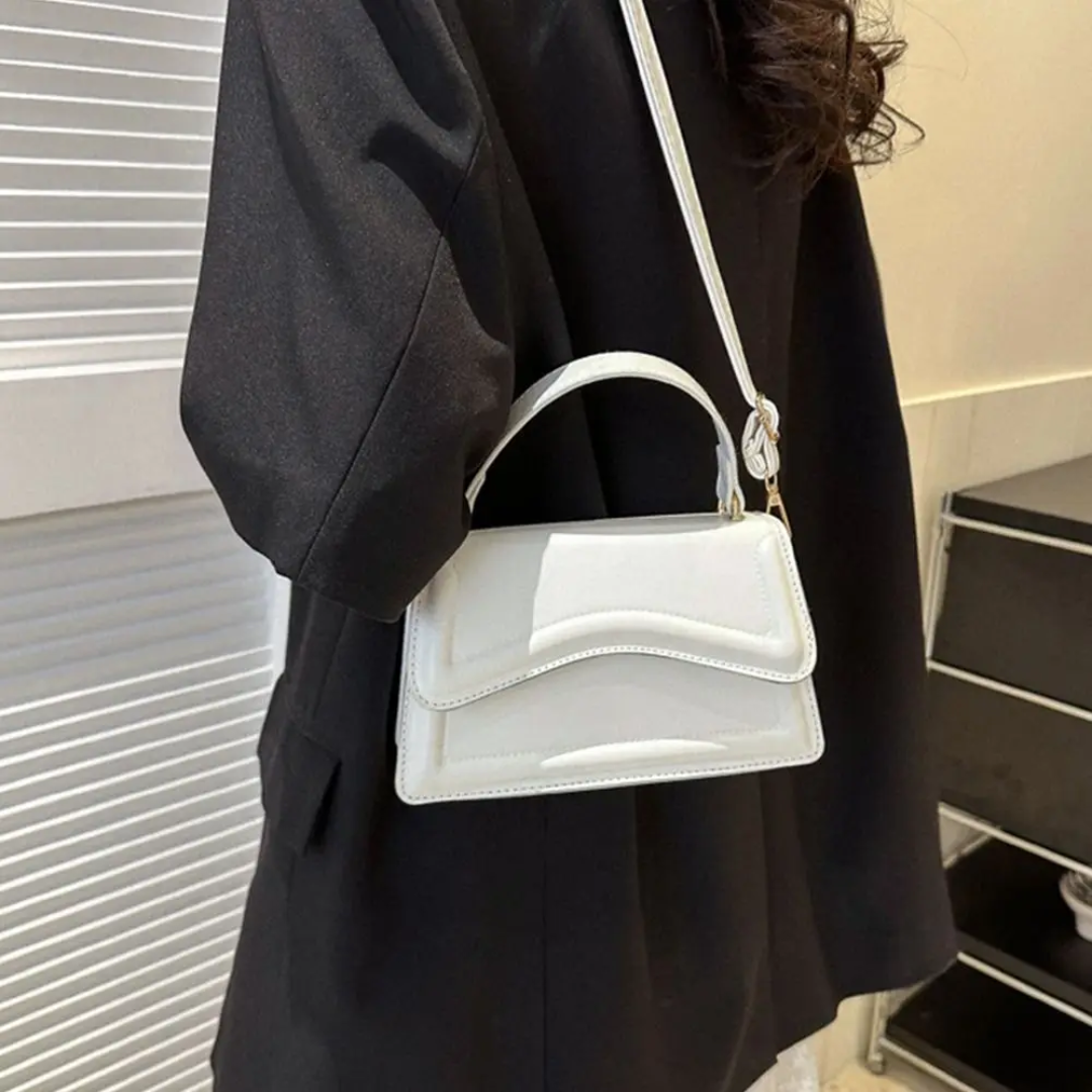 LuxeClass Stylish Leather Shoulder Bag for Women