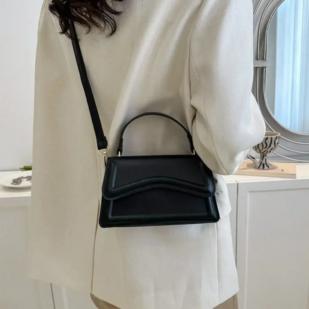 LuxeClass Stylish Leather Shoulder Bag for Women