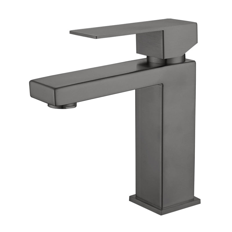 Modern glam single-lever bathroom sink faucet