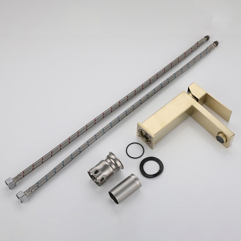 Modern glam single-lever bathroom sink faucet