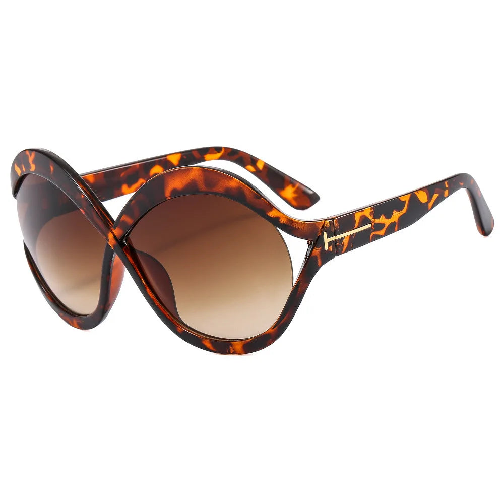 Oversized Round Sunglasses with UV400 Protection – Lightweight & Trendy