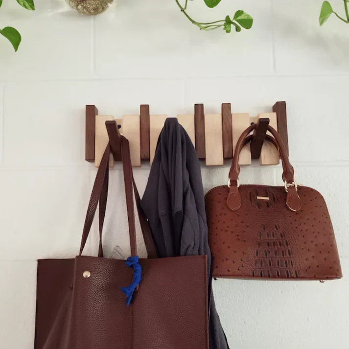 Piano-Shaped Wooden Wall Coat Rack with Elegant Design and Durable Wood