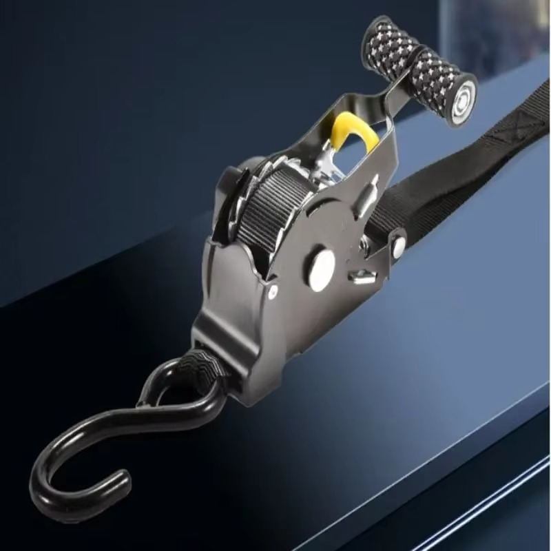 Retractable Ratchet Straps – Fast, Secure, and Tangle-Free Tie-Down Solution
