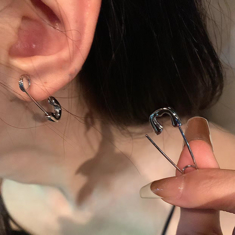 Safety pins