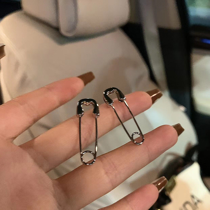 Safety pins