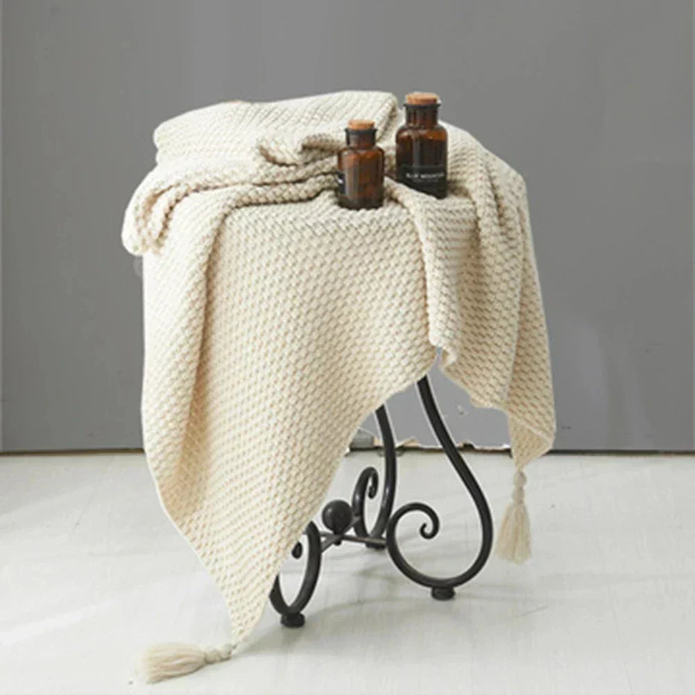 Scandinavian Knitted Wool Blanket - Aurora