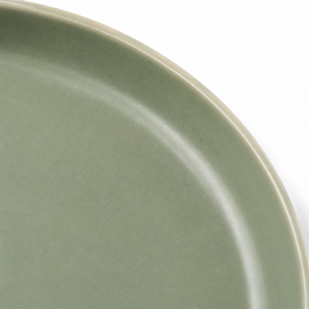 Shopaverly Sage Green Ceramic Dinner Plate – Elegant Modern Tableware