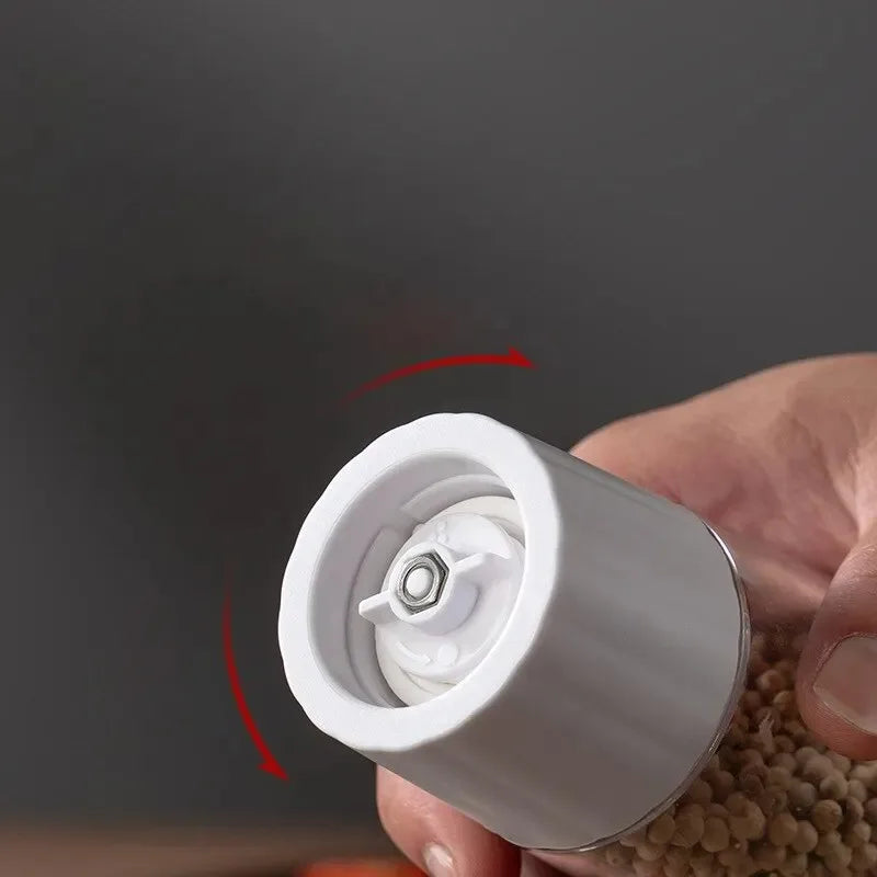 Stylish Rotating Pepper Mill with Elegant Twist