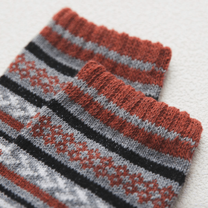 Thermal socks in a wool blend with Nordic pattern, winter set of 5 pairs, EU size 36-39, 6 designs
