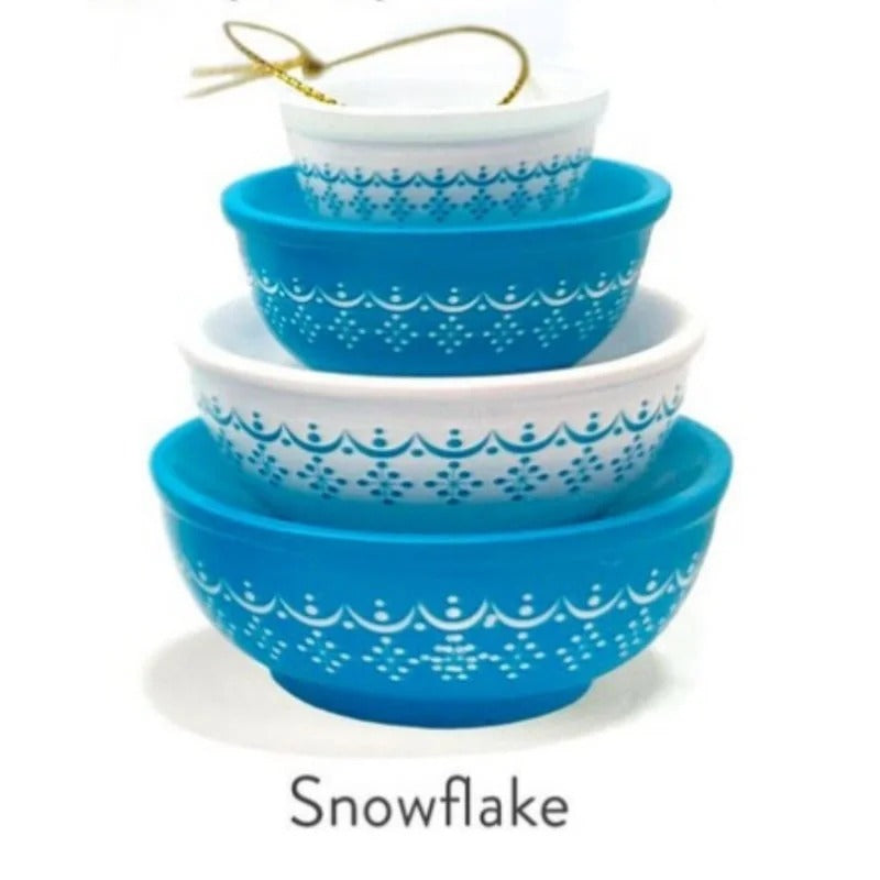 Vintage Glass Christmas Tree Ornament – Retro Mixing Bowl Design, 3" x 2.6"