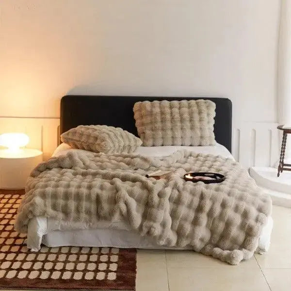 Warming Bubble Blanket – Plush Winter Throw for Sofa & Bed