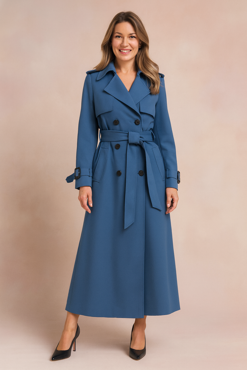 Women's trench coat, long double-breasted cut with belt, wide lapels, epaulettes and buckled cuffs, for office and weeke