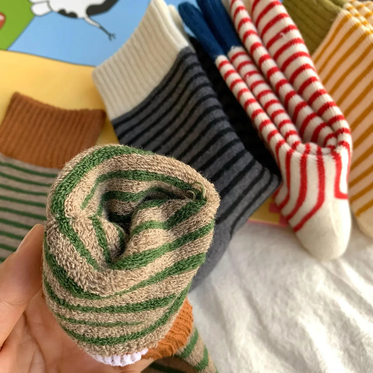 Women's Wool Socks – Thick & Warm Ribbed Design for Fall & Winter