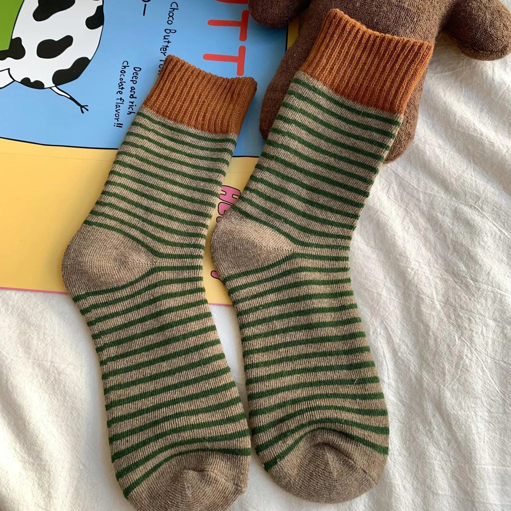 Women's Wool Socks – Thick & Warm Ribbed Design for Fall & Winter